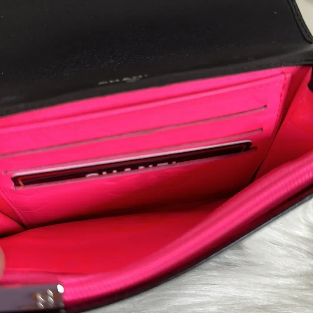 💯Authentic Chanel Cambon Bifokd Wallet🍀