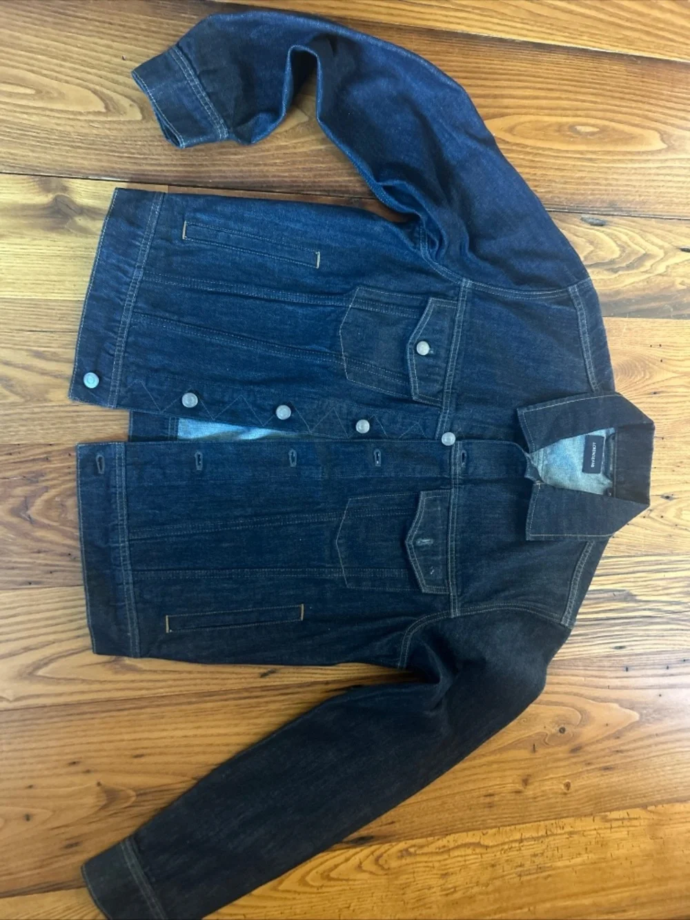 J.Crew men’s denim jacket dark rinse size medium
