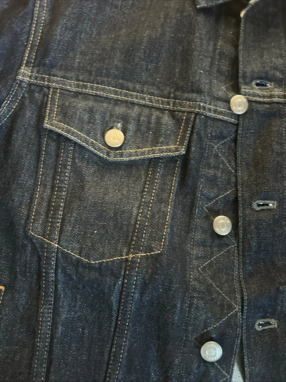 J.Crew men’s denim jacket dark rinse size medium