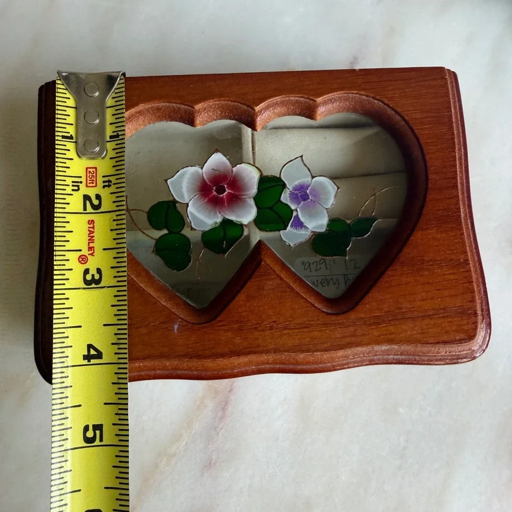 N/A vintage wooden