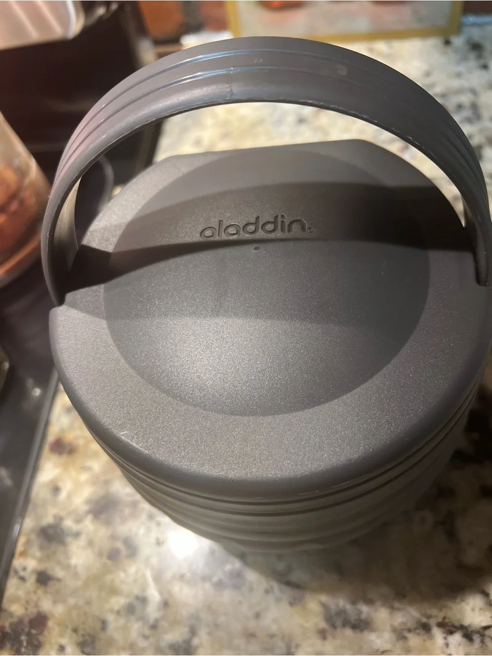 aladdin makes leaks base