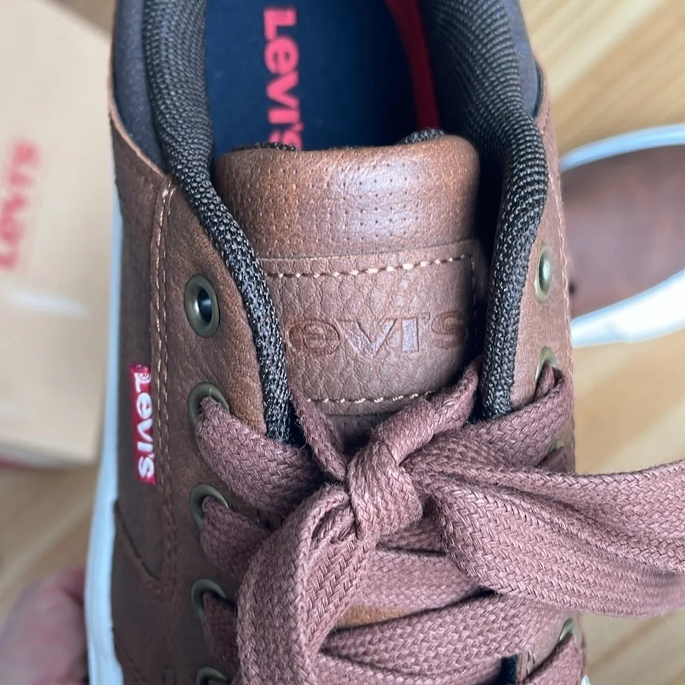 Levis new box