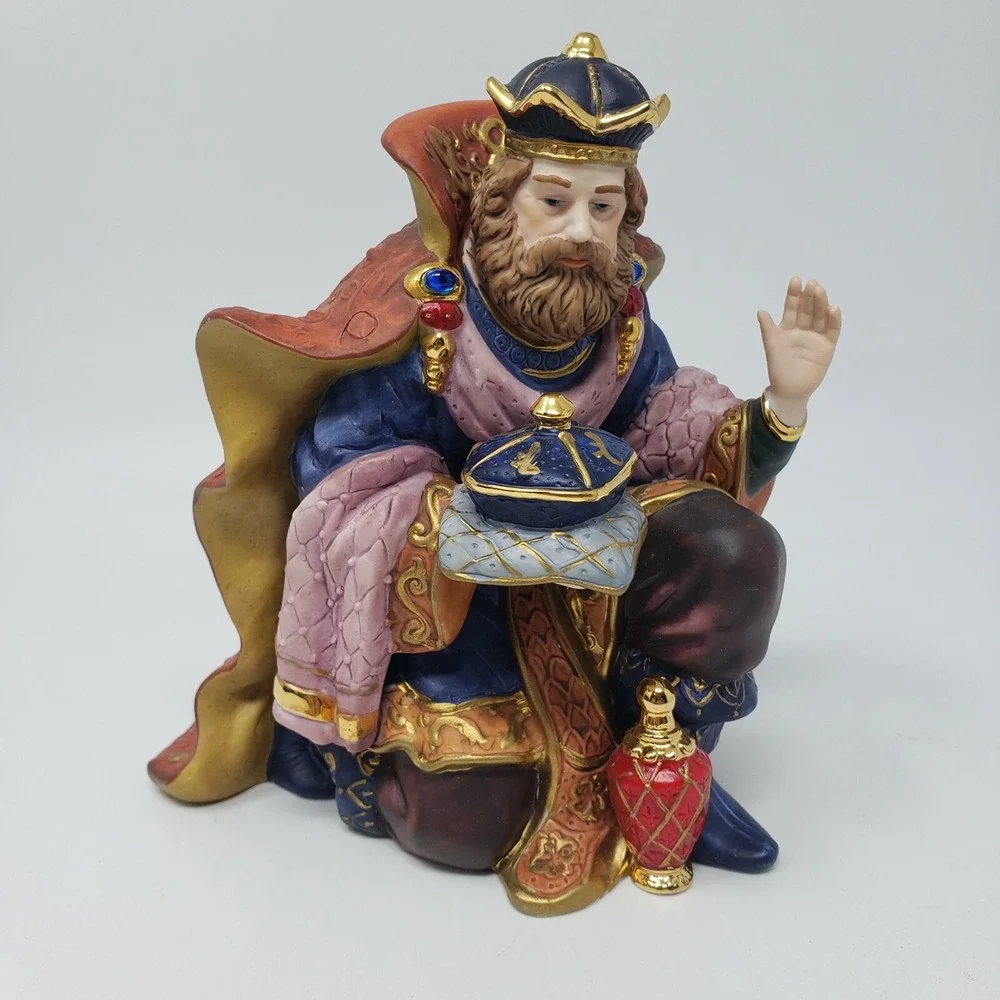 Kirkland Signature‎ 13 Piece Porcelain Nativity Set  #75177 Replacement Wise Man