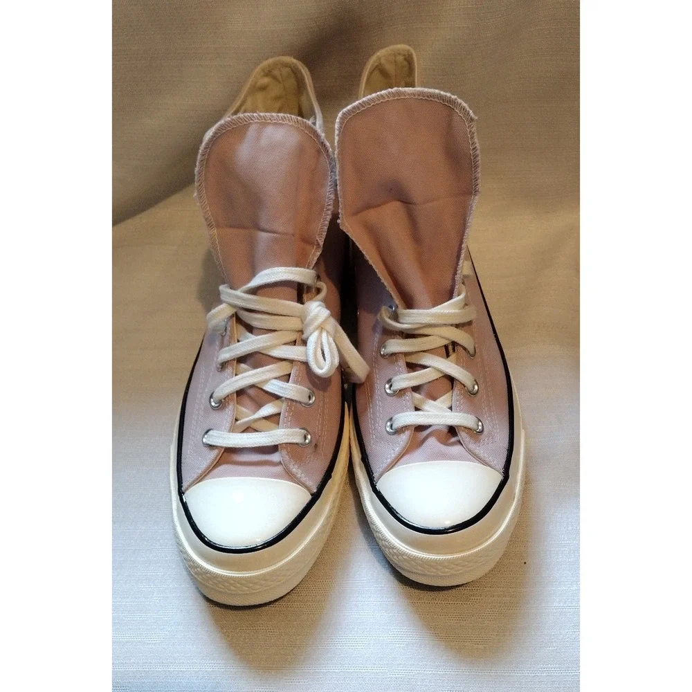 Converse step out