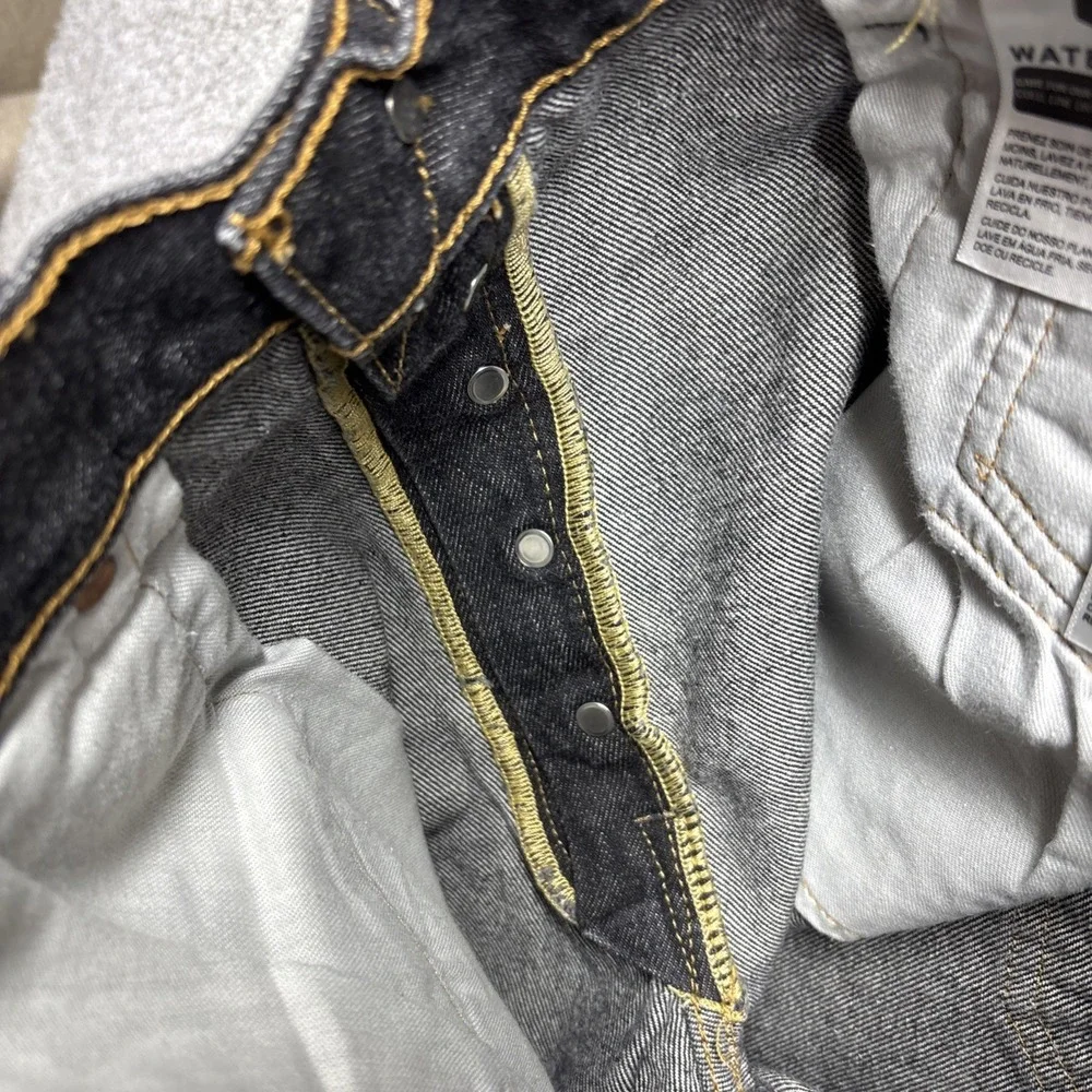Levis mens size