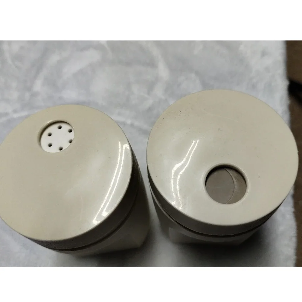 Tupperware pair vintage