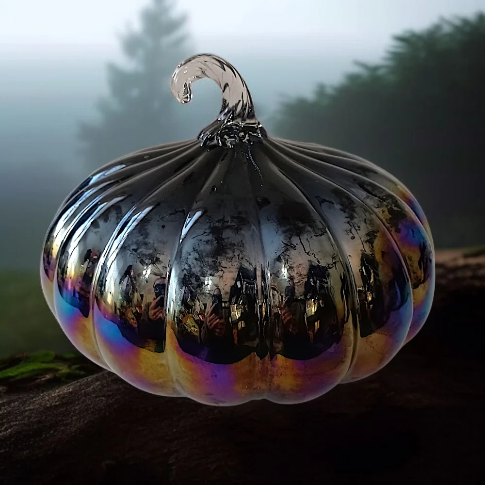 Unbranded glass iridescent