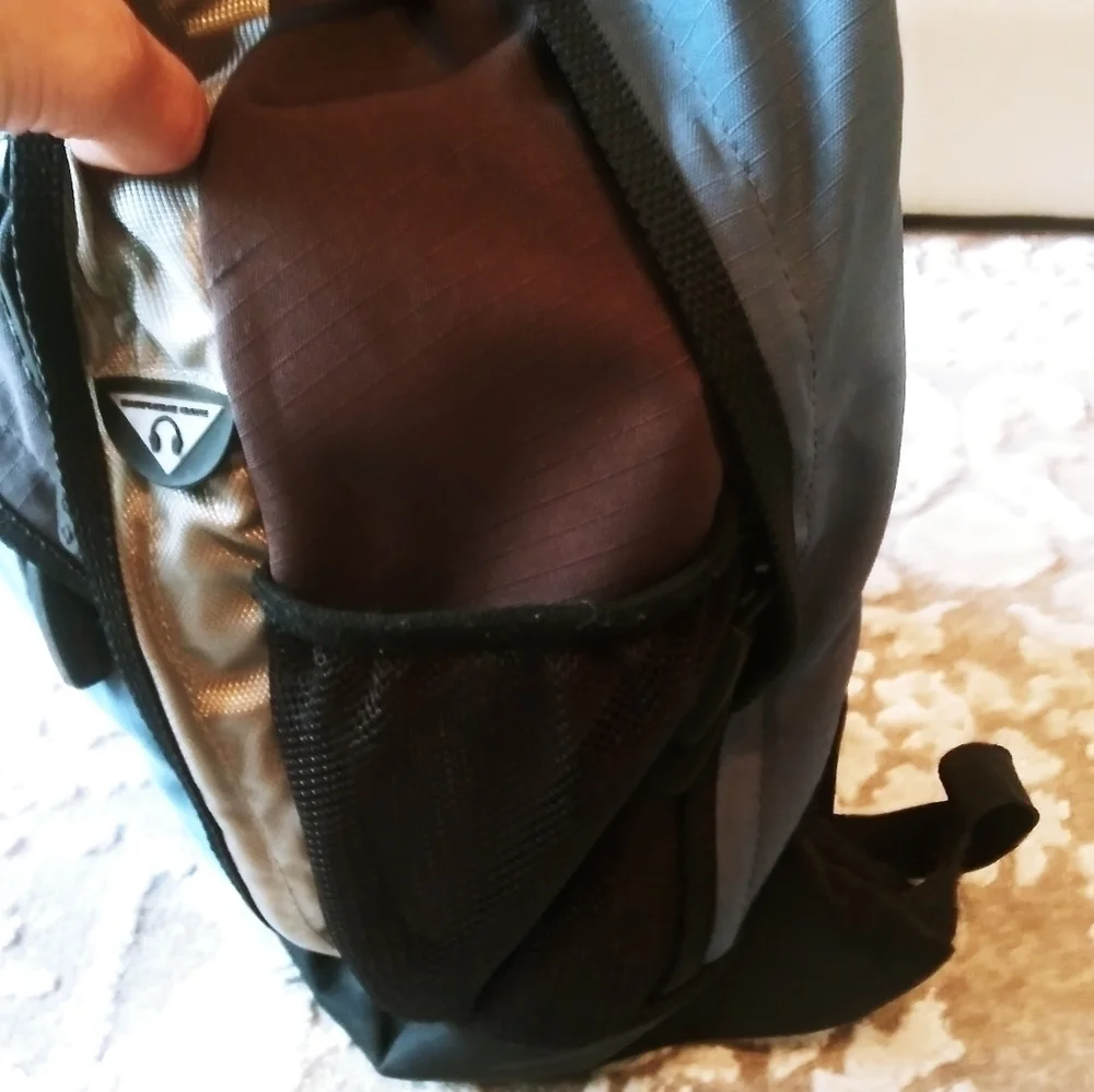 Samsonite nice backpack