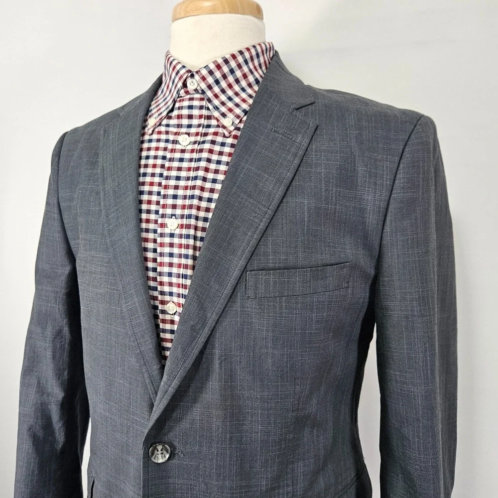 Joseph Abboud before completing