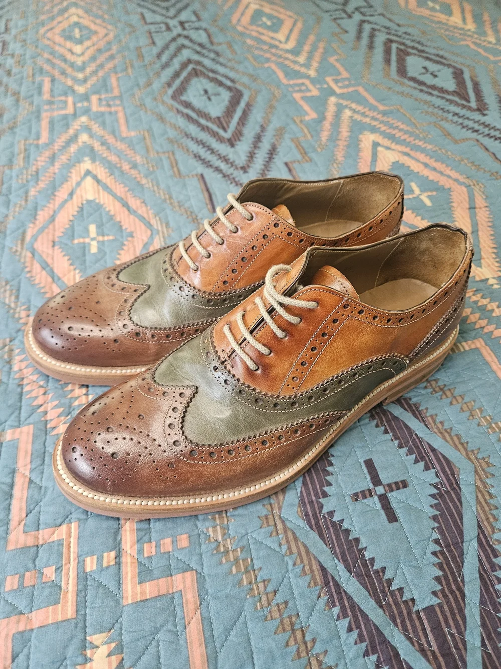 Brecos stylish two