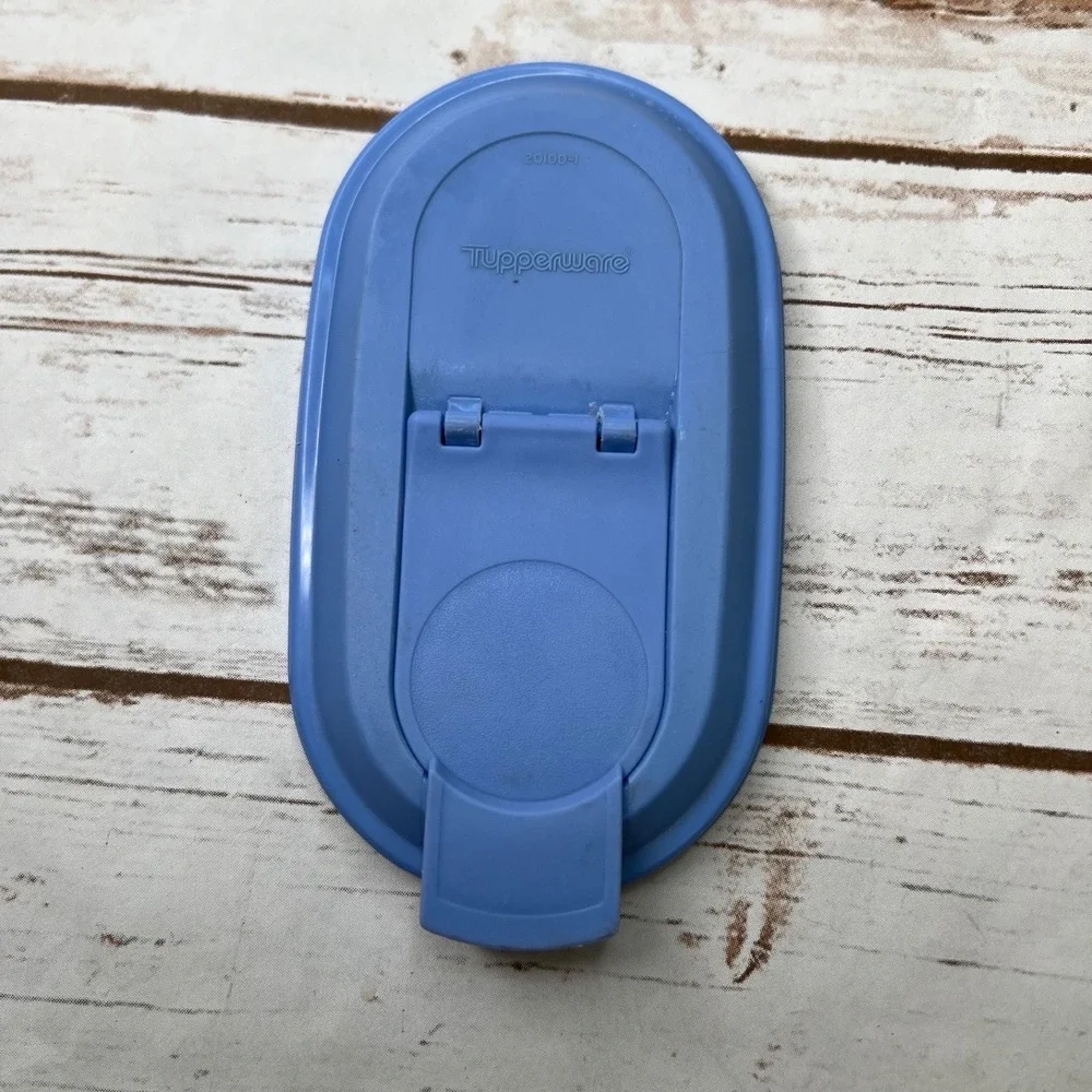 Tupperware style shade product