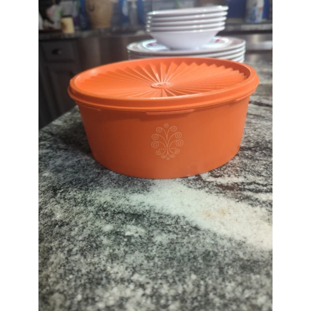 Vintage Tupperware 1204-2 Harvest Orange Filigree Canister Servalier Lid Plastic