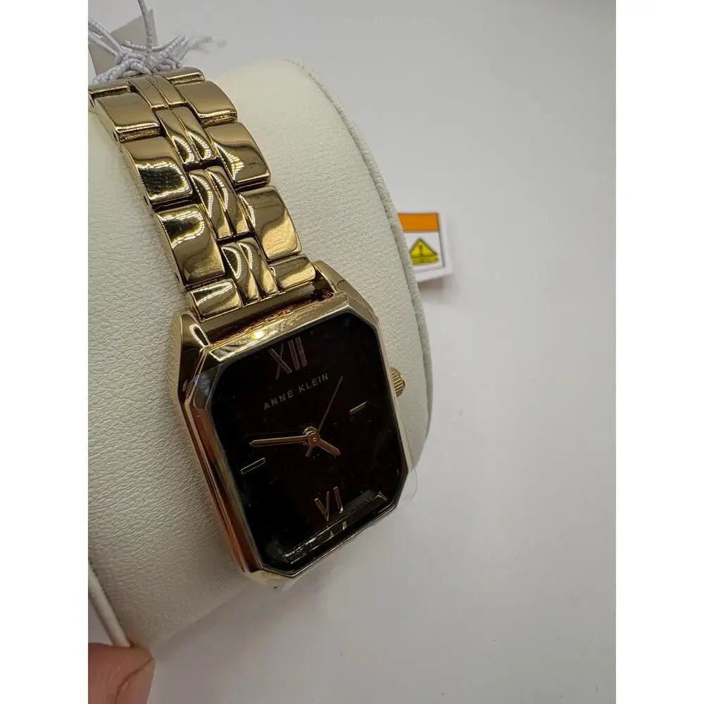 Anne Klein anne klein
