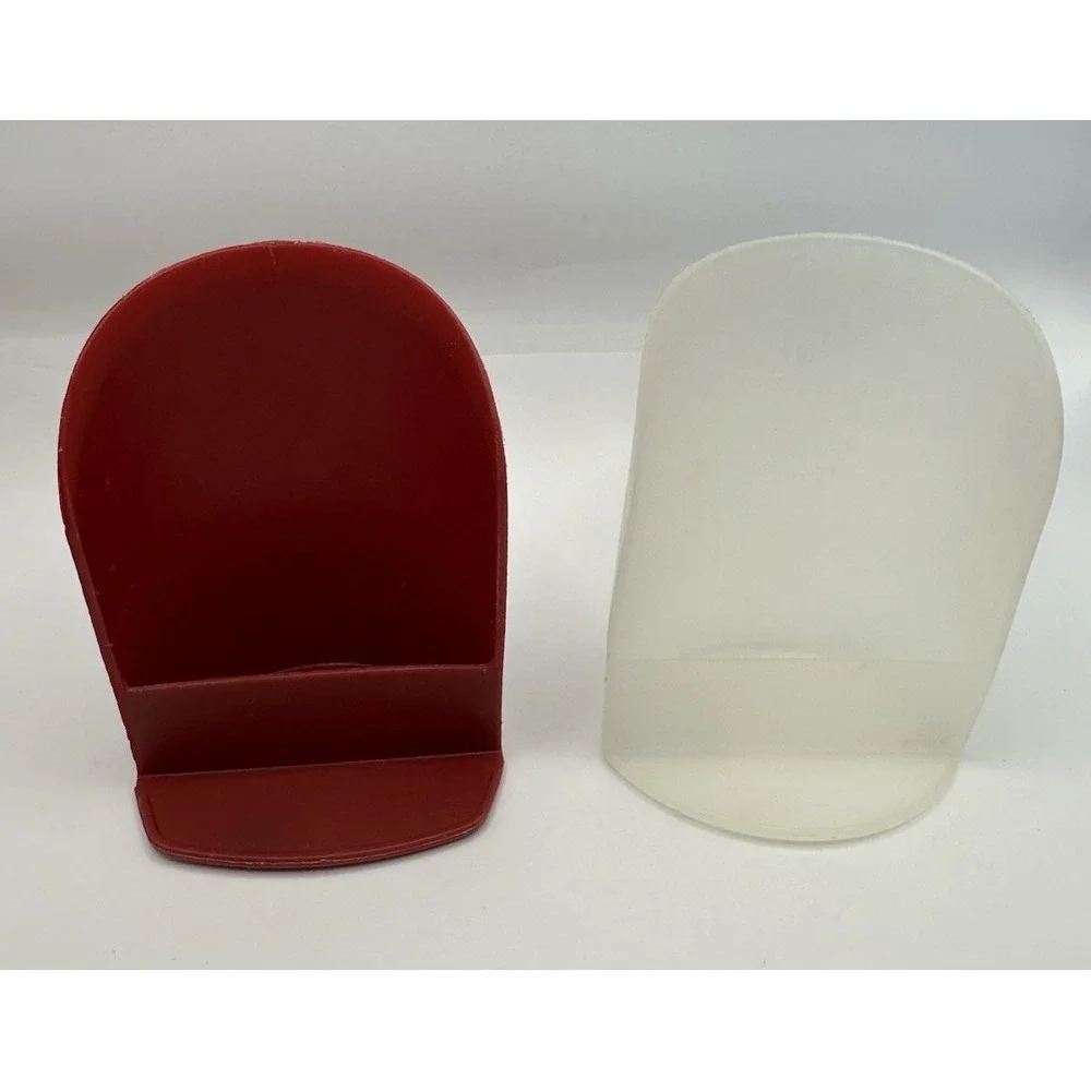 Tupperware round flour
