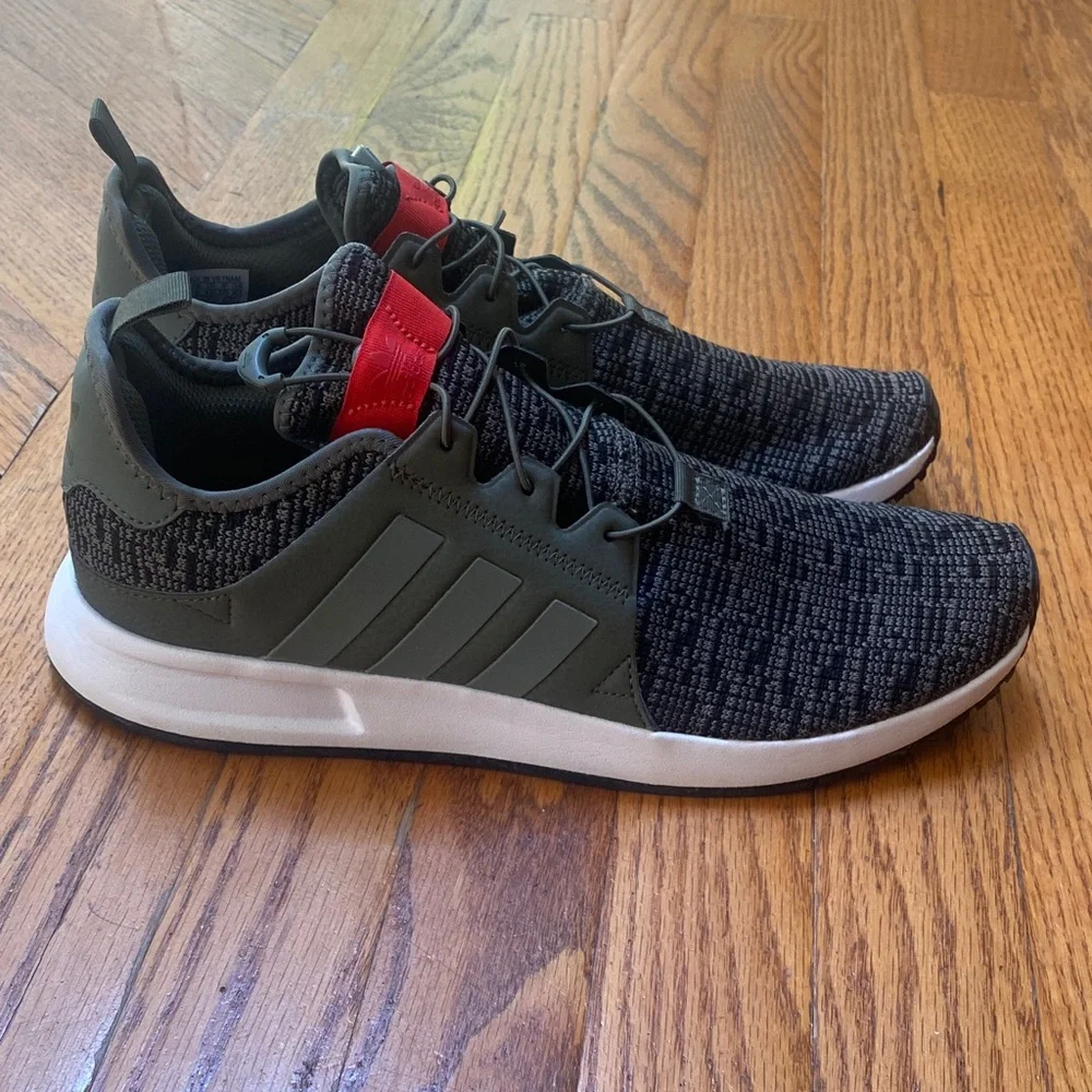 adidas streamlined sneakers