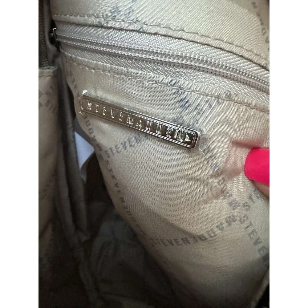 Steve Madden steve madden