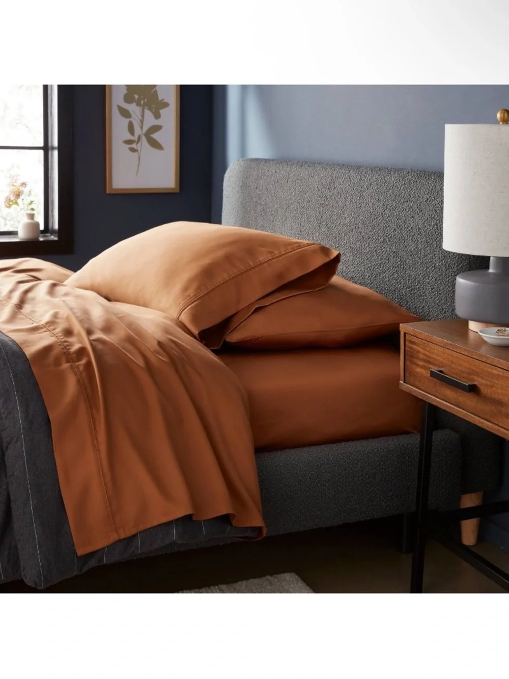 Threshold satin lyocell