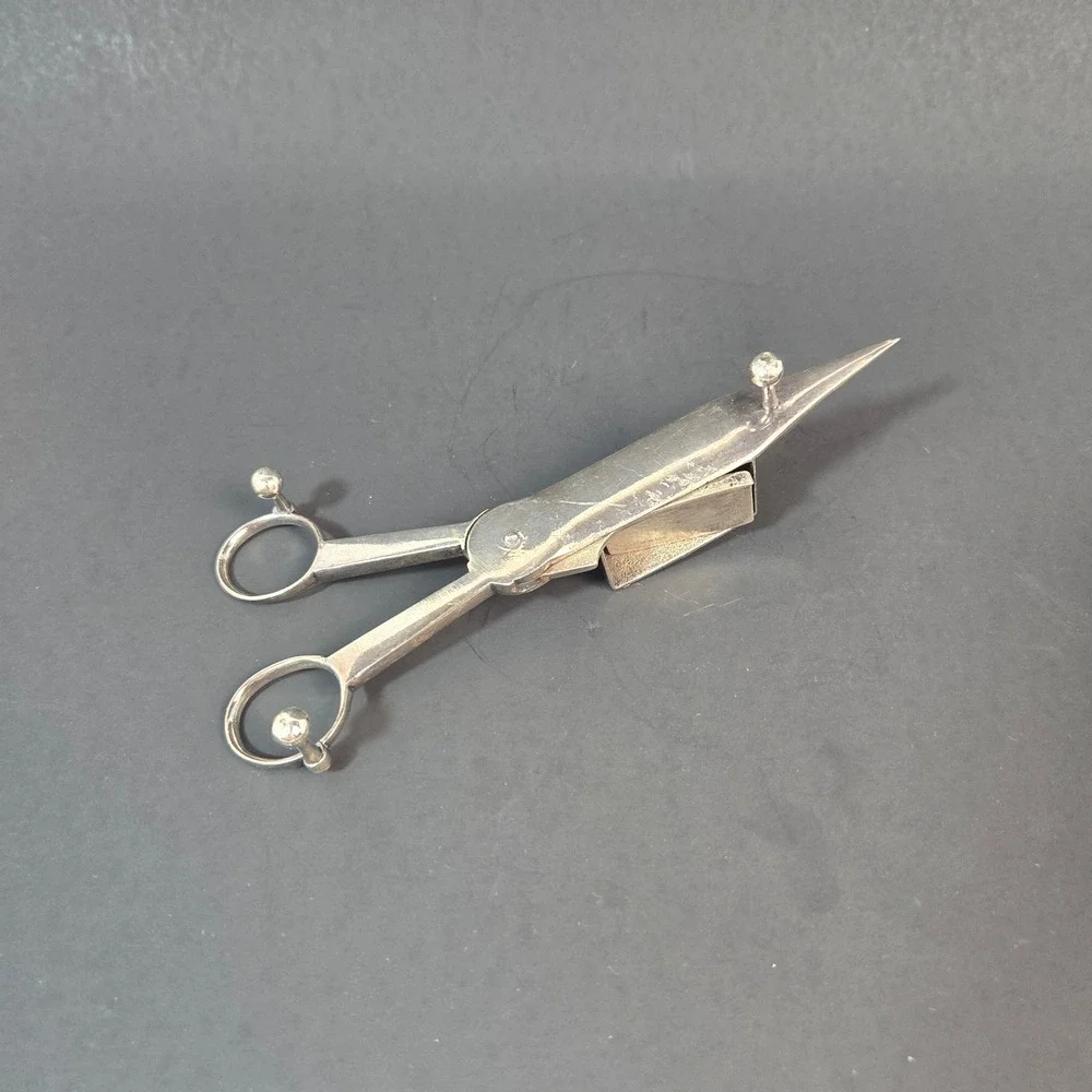 N/A antique silver