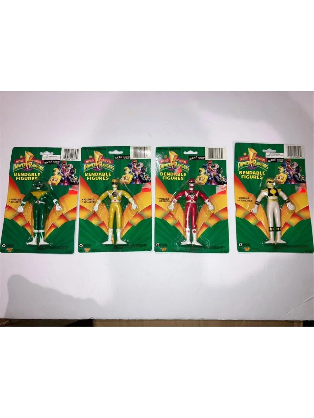 Vintage 1993 Bandai (4) Power Rangers BENDABLE Action Figures NEW Sealed Cards