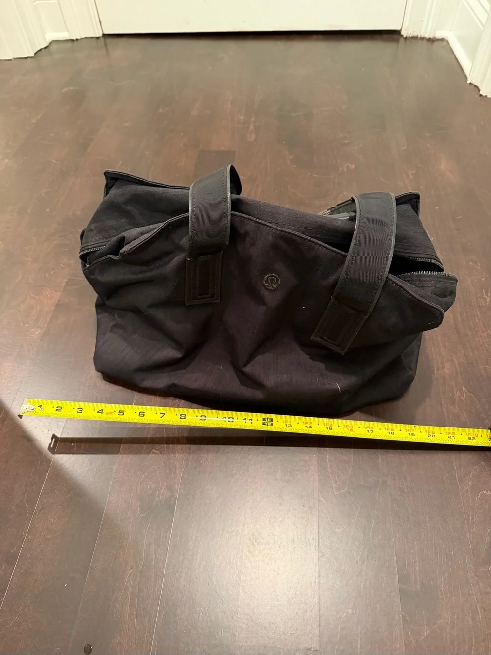 lululemon athletica simple black