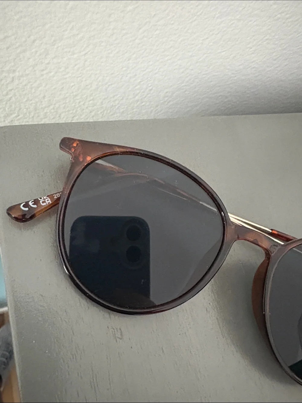 Round Tortoiseshell Sunglasses - Dark Lenses