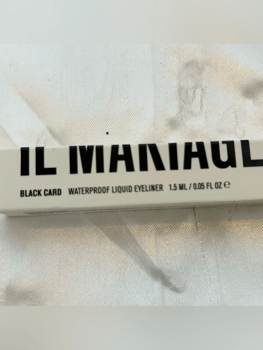 IL MAKIAGE Black Card Waterproof Liquid Eyeliner 1.5 ML/ 0.005 FL OZ