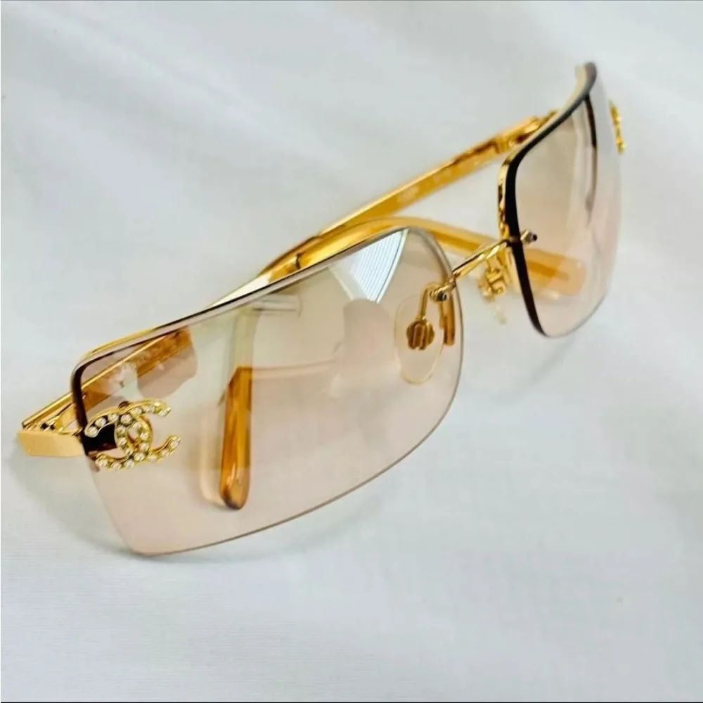 Like New✨CHANEL Gold vintage sunglasses Swarovski crystal CC’s