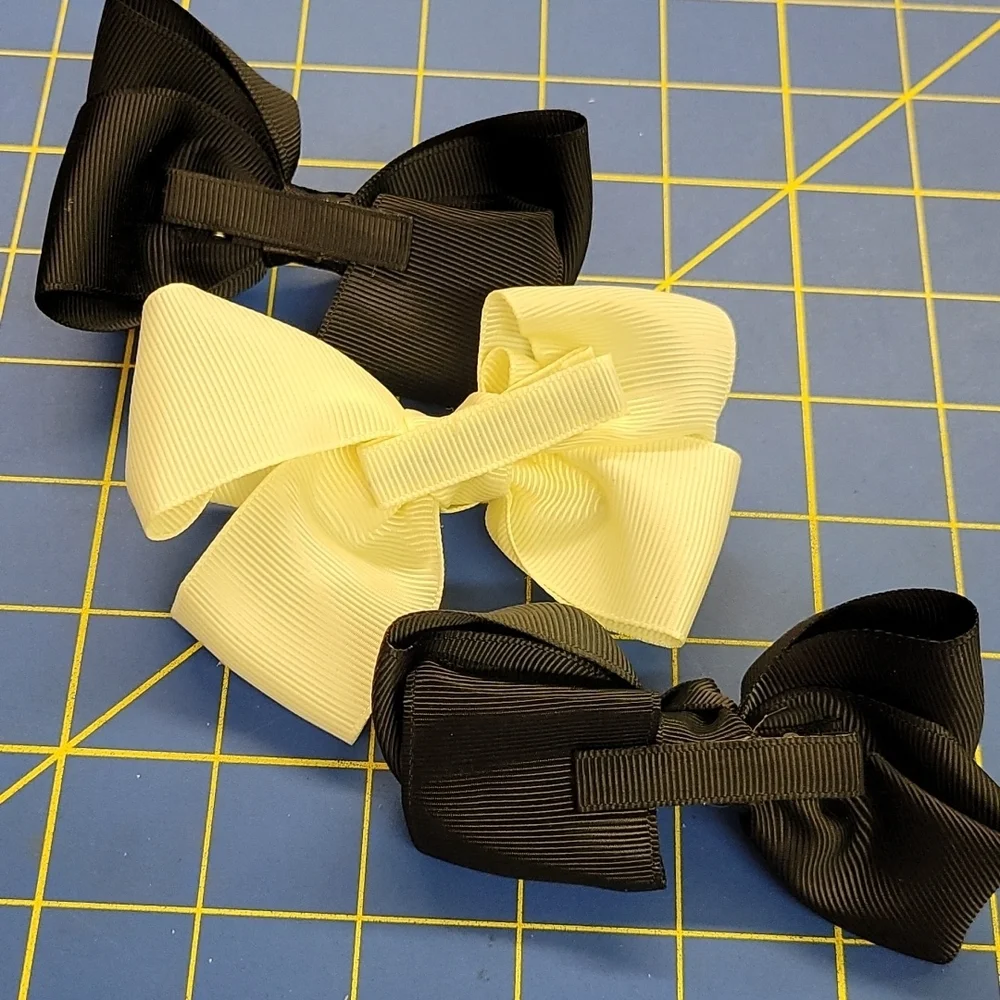 La Ti Da Handmade Creations grosgrain black