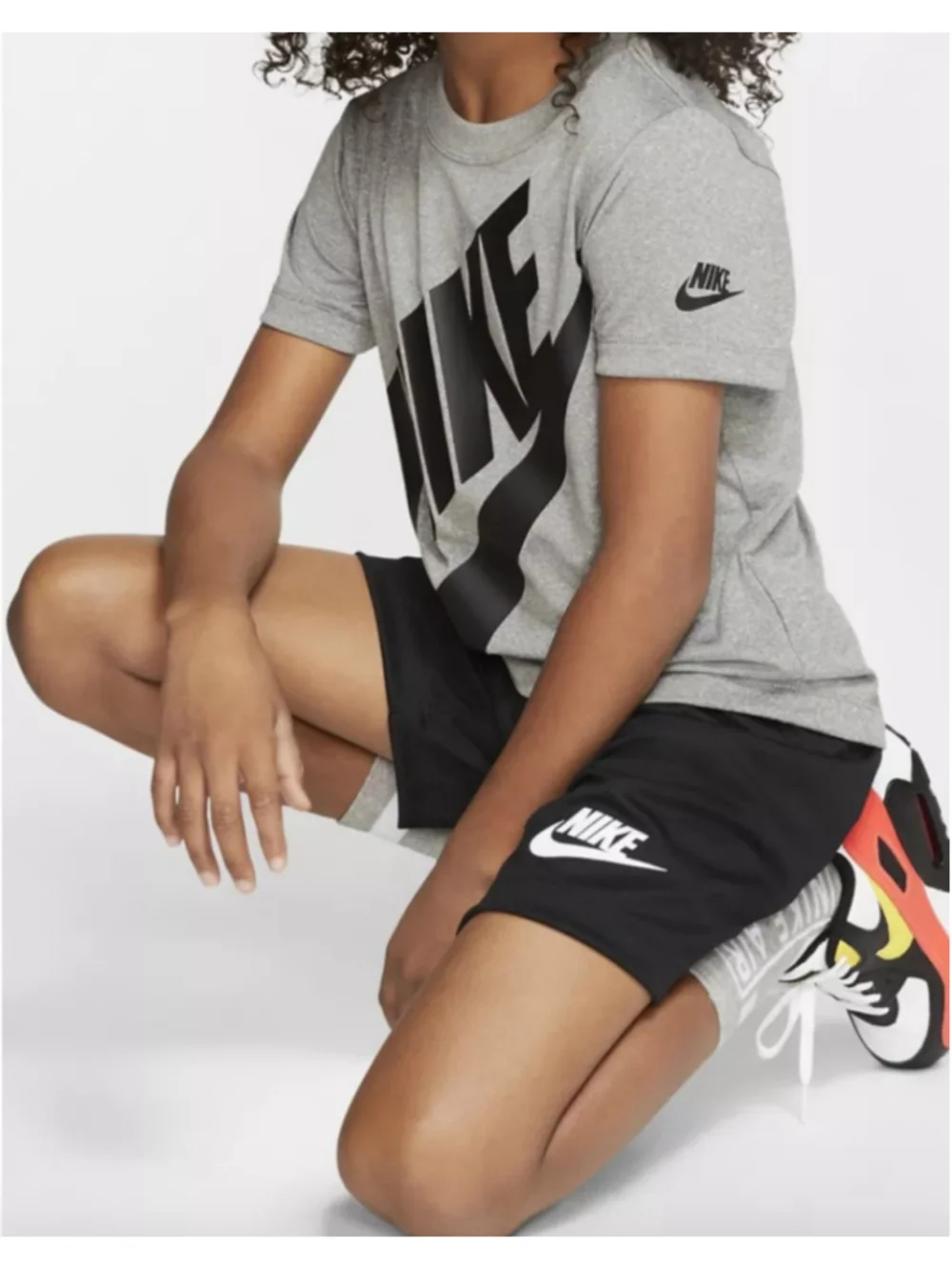 NWT Nike Boys 2-Piece Dri-FIT Logo Tee & Shorts Set Gray/Black Size 6