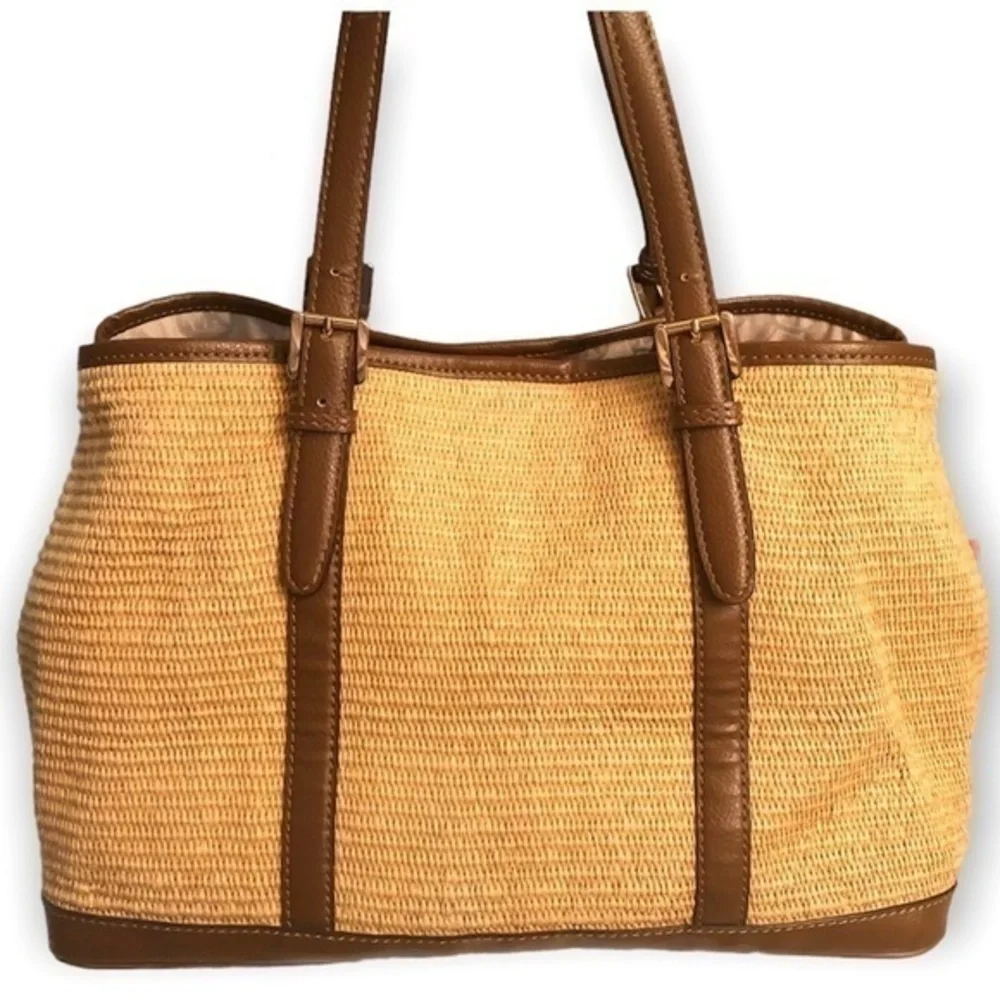 Michael Kors spots tiny lining