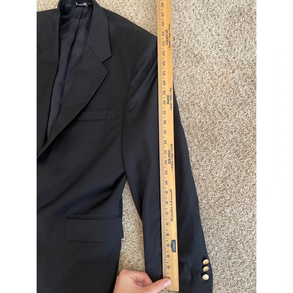 Jos A Bank Men's Blazer 44R Black Gold Crest Button Wool Sport Coat Flaw