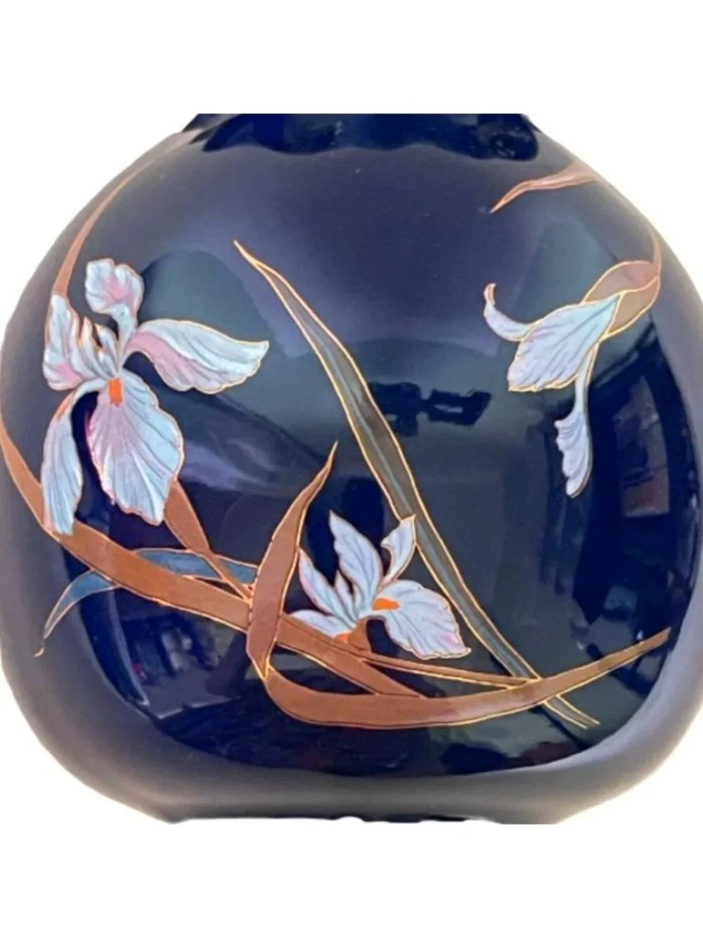 Source Unknown vintage bulbous