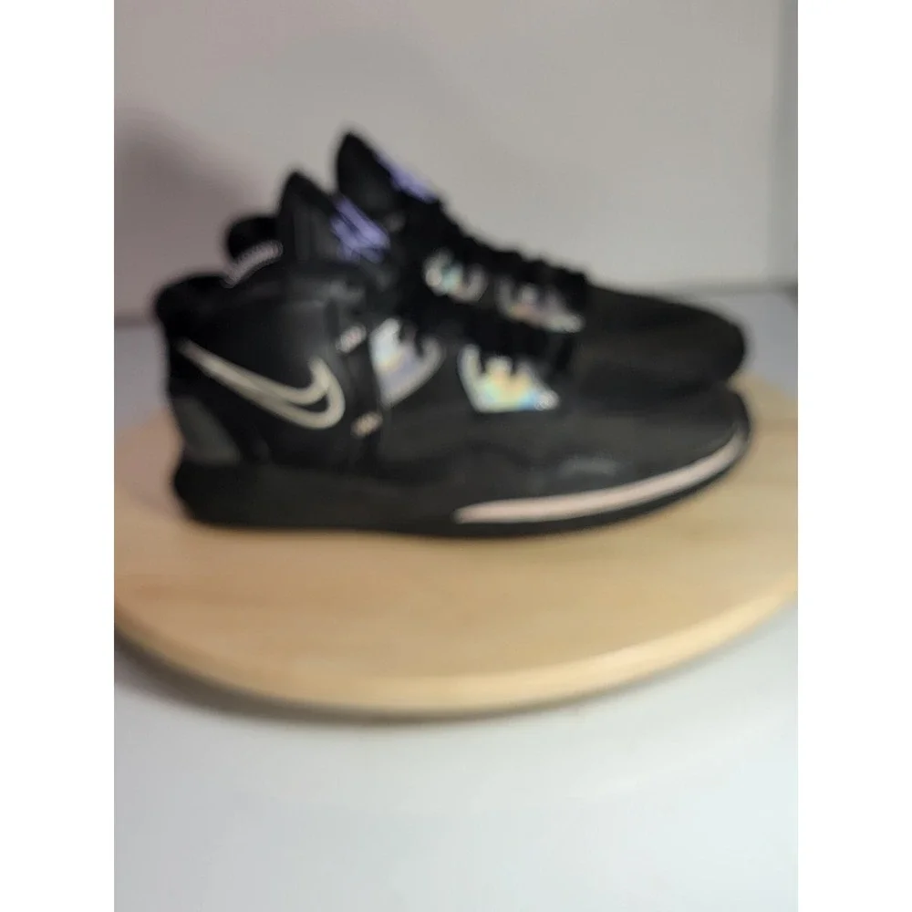 Nike Kyrie Infinity Mid Black Metallic Silver Size 7Y