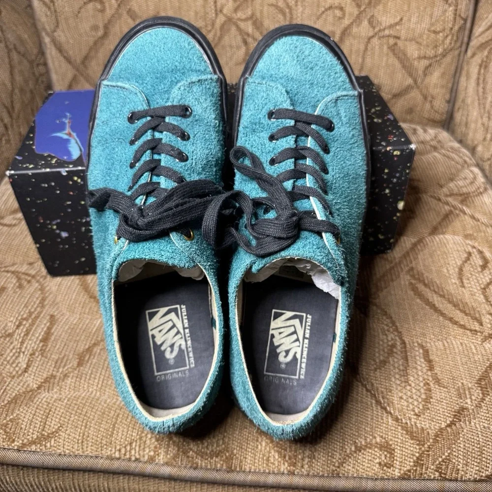 Vans excellent comes