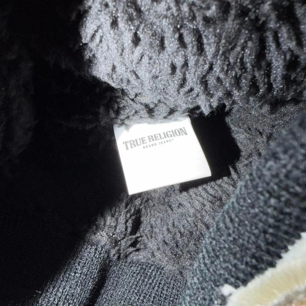 True Religion‎ black and gold striped beanie with pom pom
