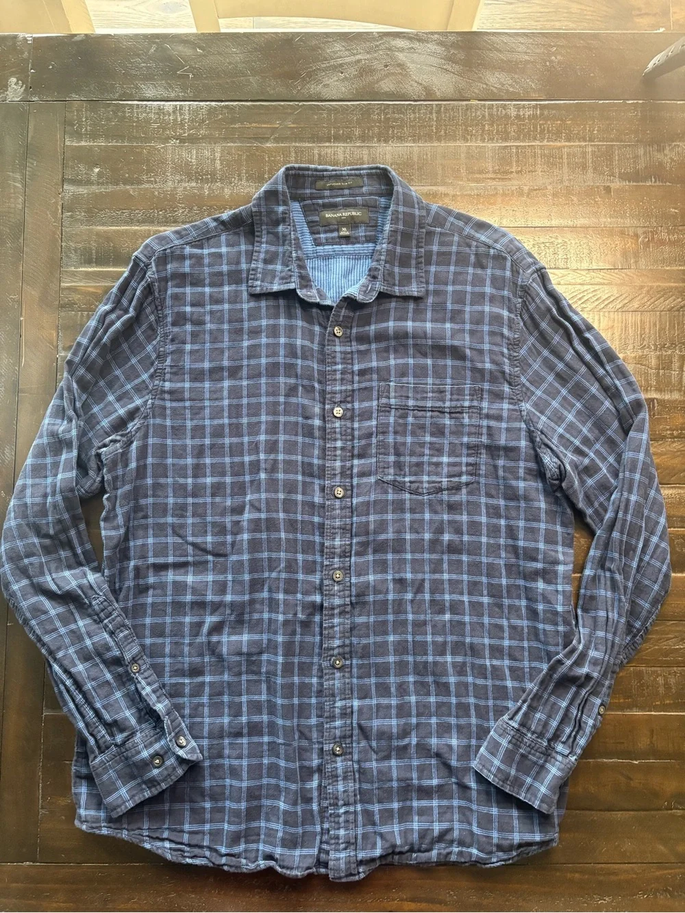 Banana Republic Untucked Slim Fit Blue Plaid Button Up Shirt Men’s XL Cotton