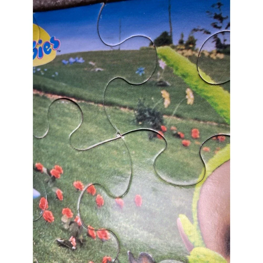 Vintage 1998 Teletubbies 24 Piece MB Puzzle Laa-Laa Dipsy Bunnies Kids Size