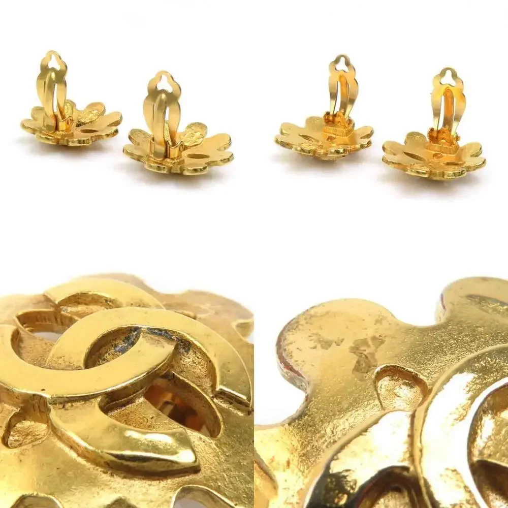 CHANEL gold logo