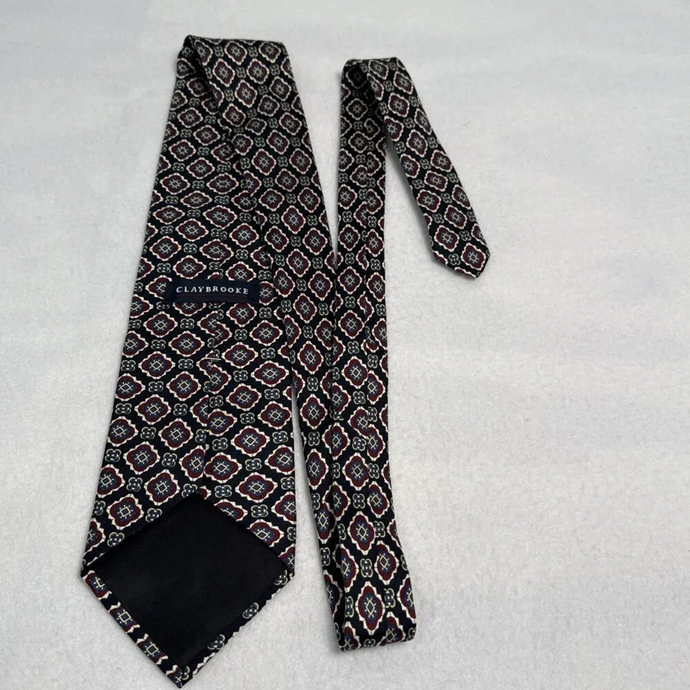 Claybrooke 100% Silk Handmade Black Red Graphics Tie 57