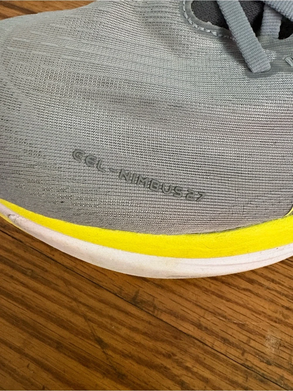 ASICS Men's Gray and Yellow Performance Running Shoes