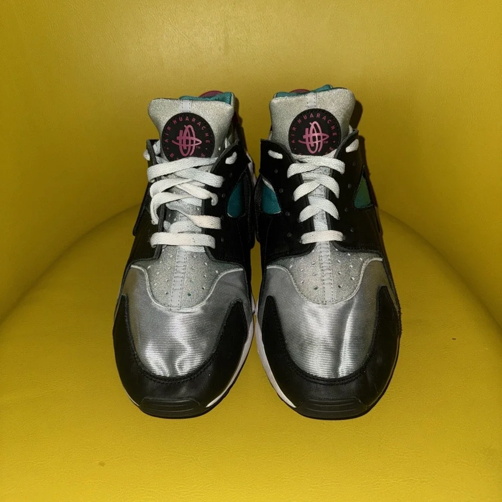 Nike Air Huarache Black Pink South Beach Men Size 12 Running Shoe DD1068 -004
