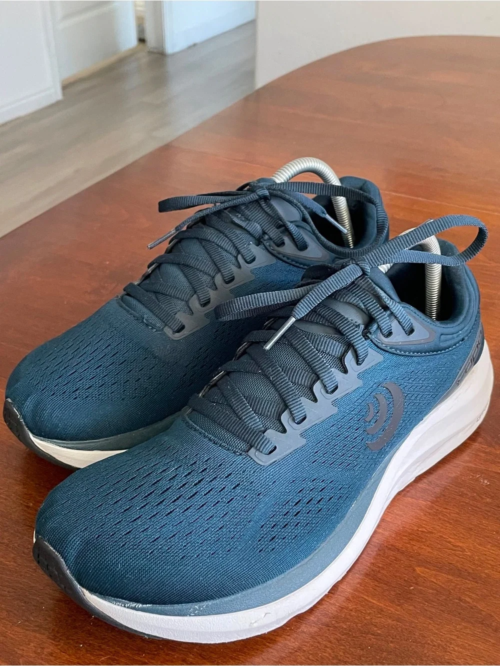Topo athletic phantom