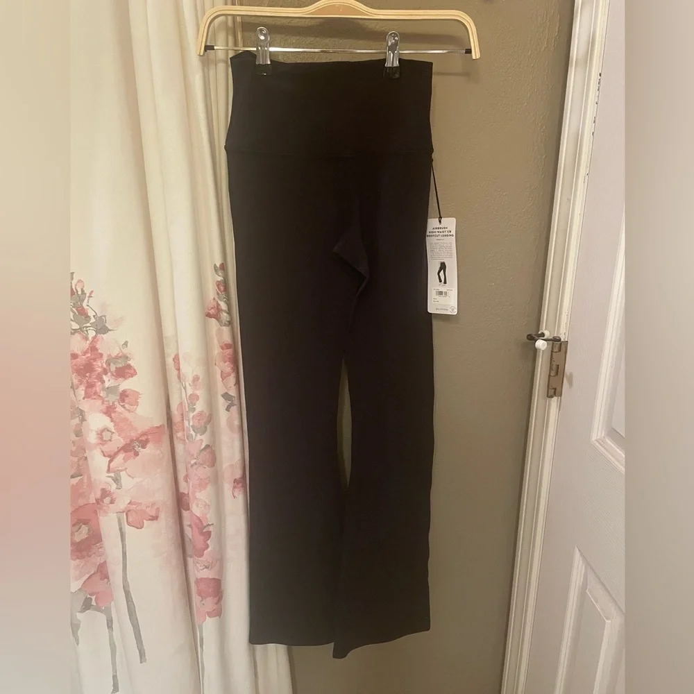 ALO Yoga nwt black