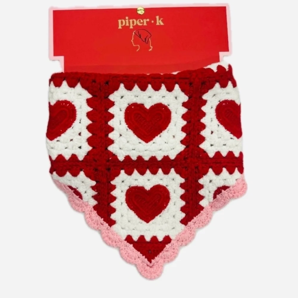 💖🔹️piper K 🔹️ Crochet Heart Head Scarf in Red and Pink