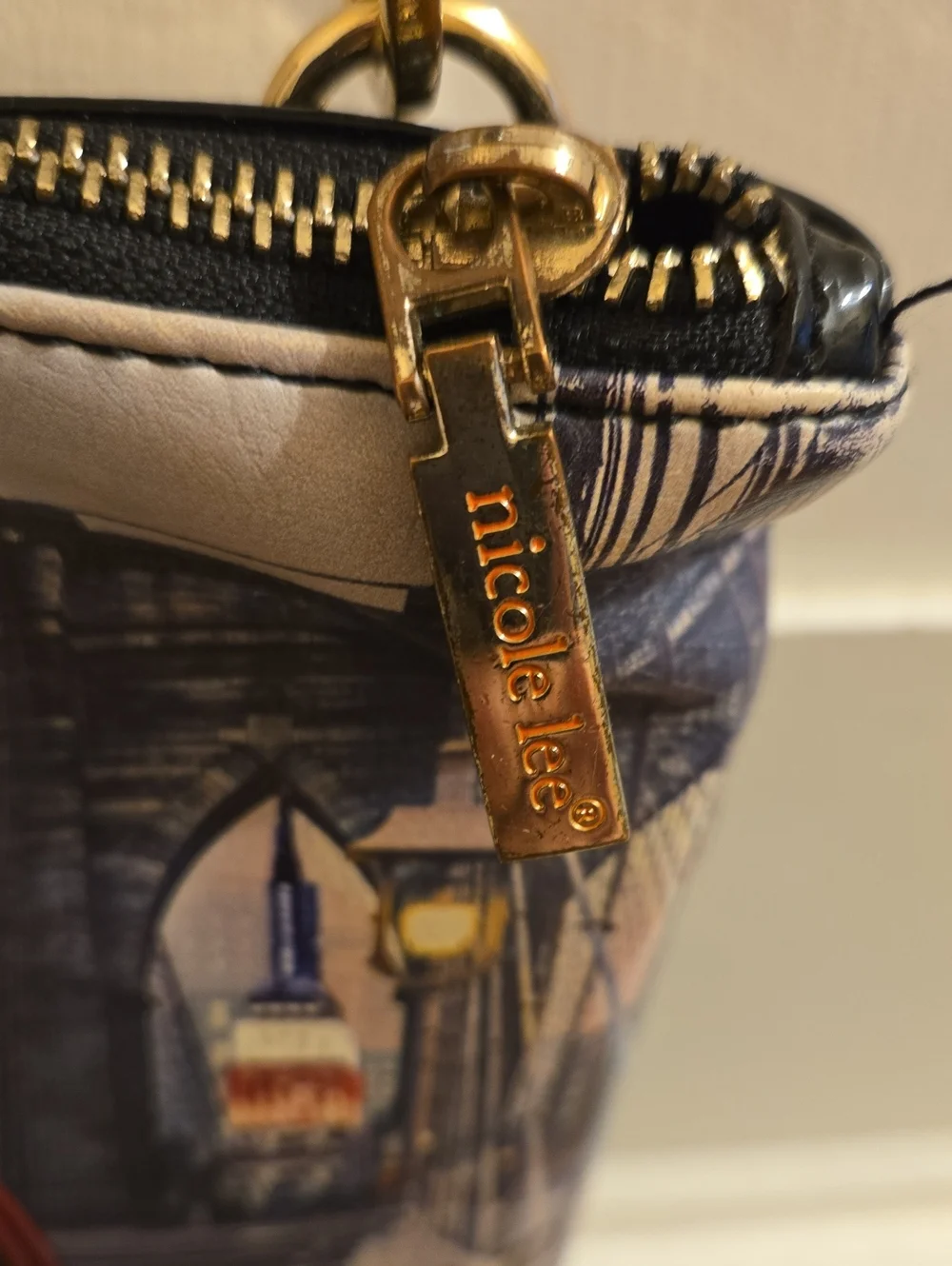 Nicole Lee Graphic Shoulder Bag