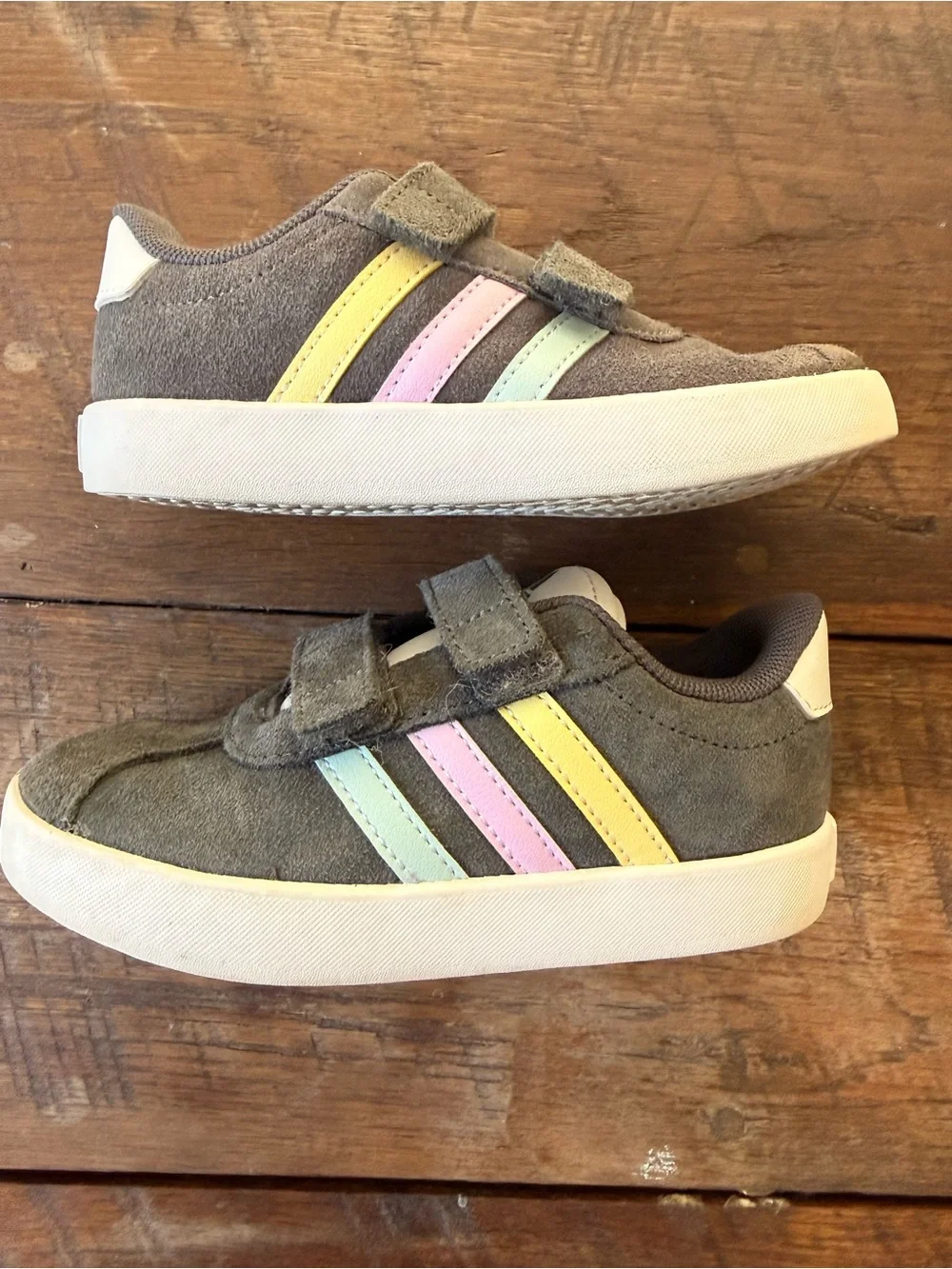 adidas kids sneakers