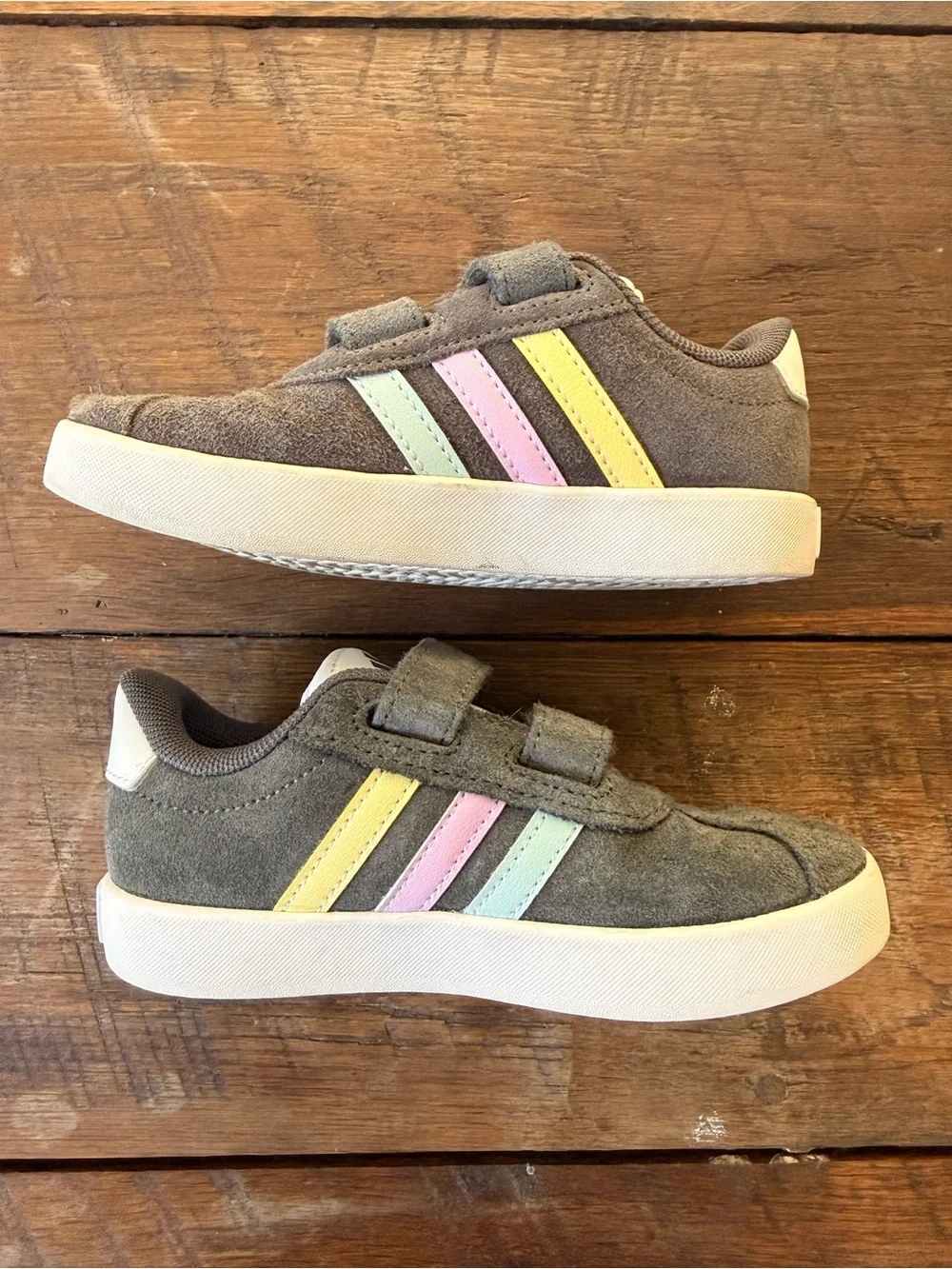 adidas kids sneakers