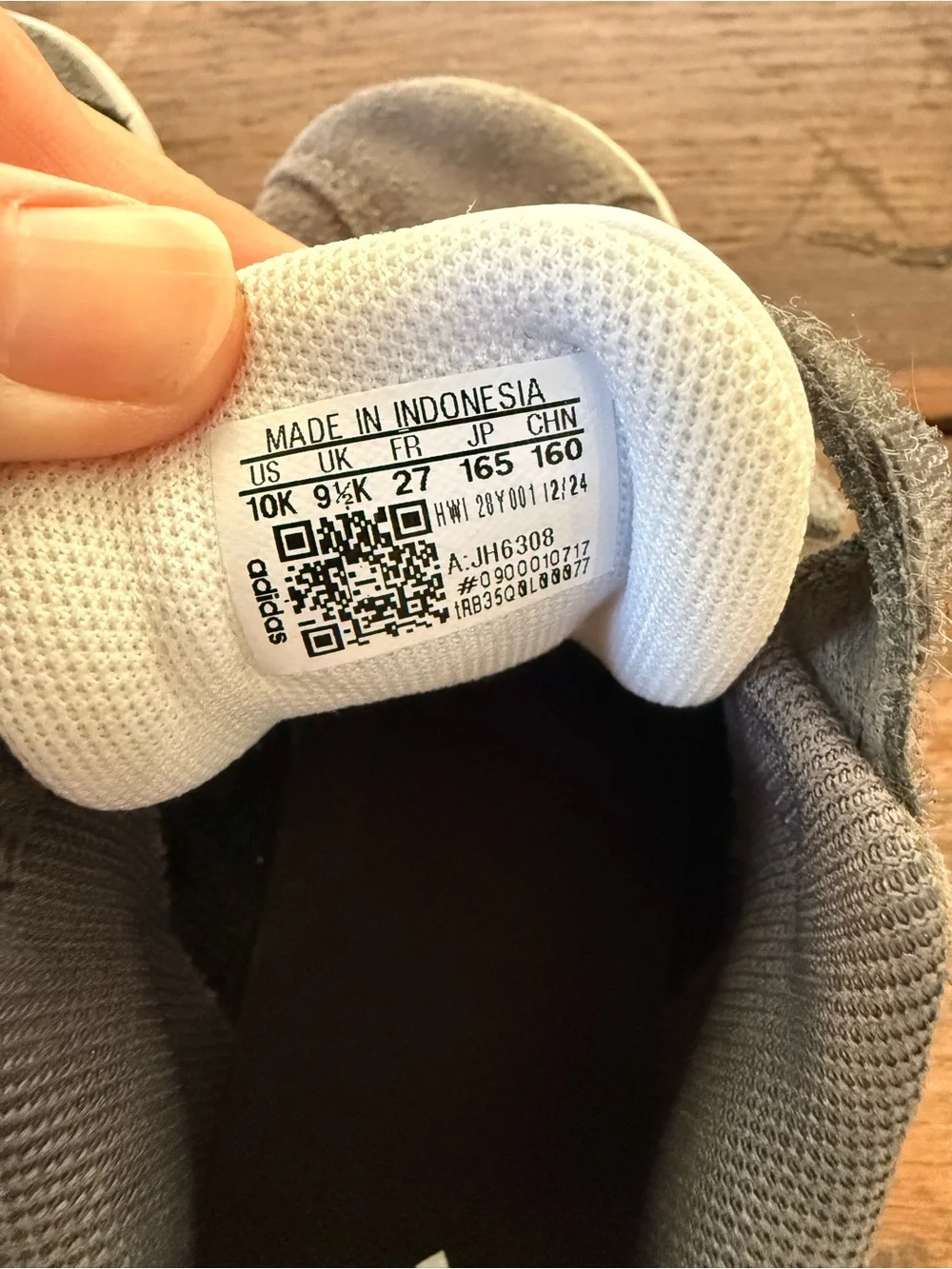 adidas kids sneakers
