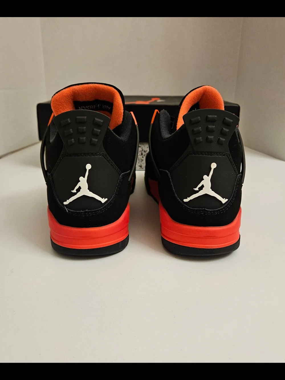 Air Jordan 4 Retro 'Red Thunder' Mens 10 CT8527-016 Streetwear Black Crimson