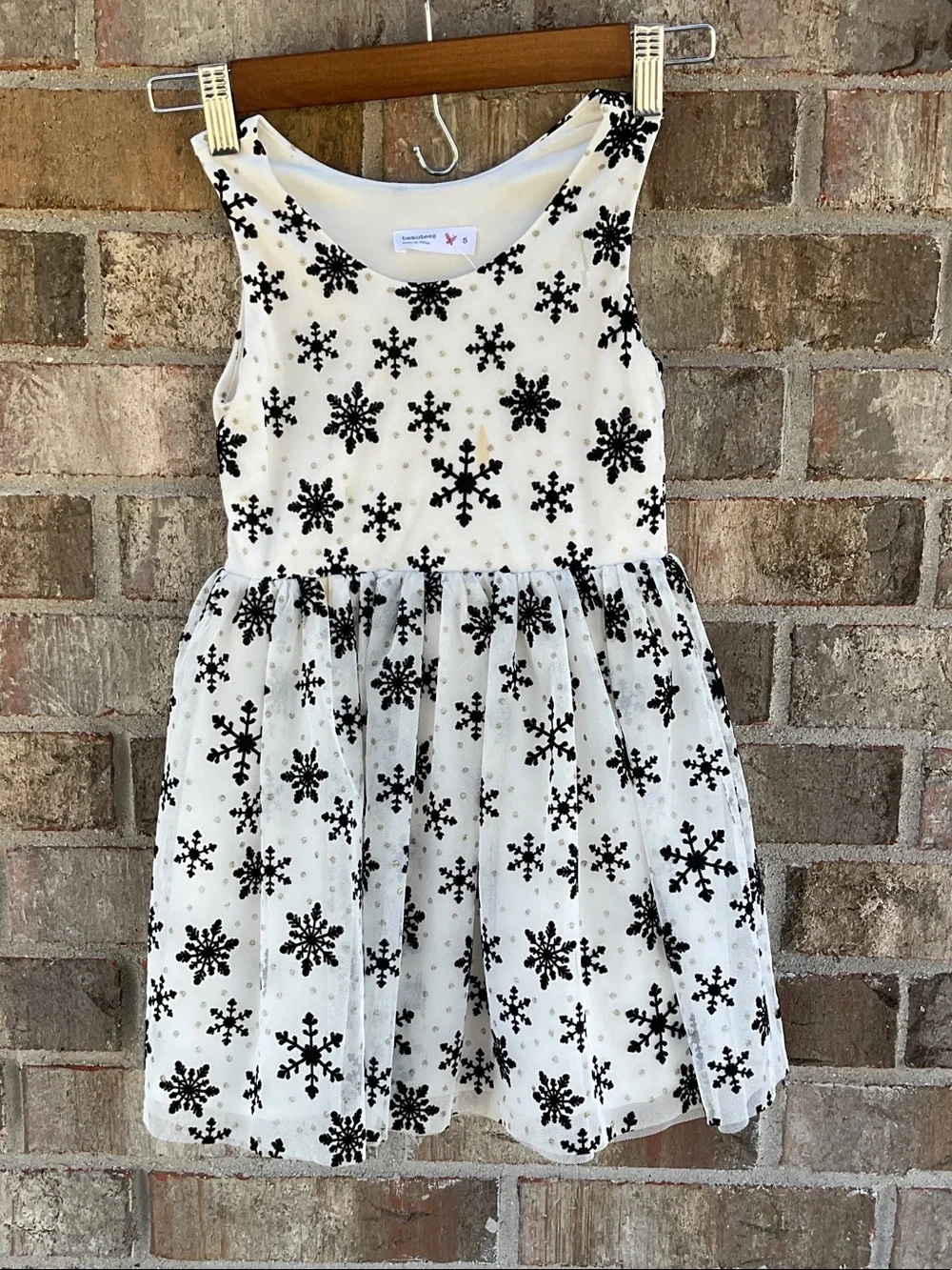 Beautees charming white